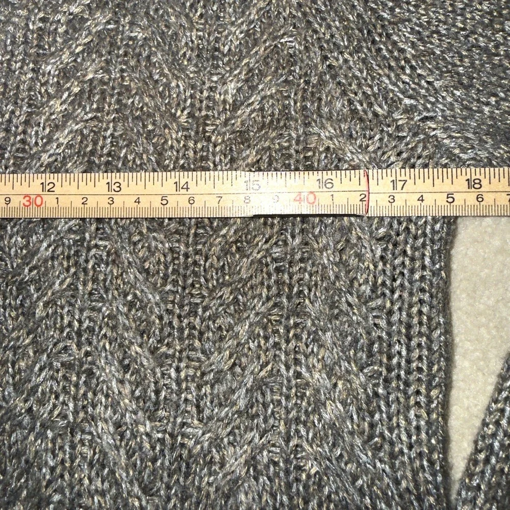 Michael Kors Gray Metallic Cable Knit V Neck‎ Sweater Women's M Neutral Shimmer